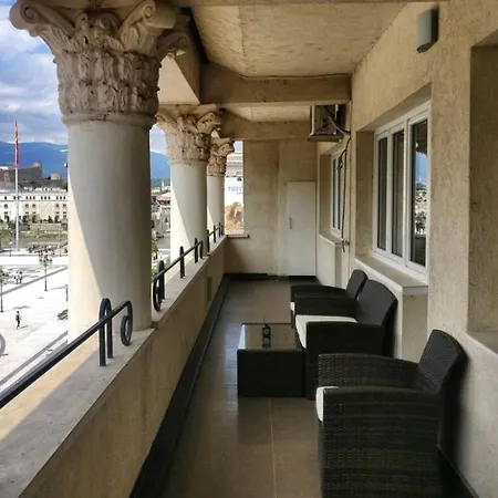 Amazing View City Square Apartment